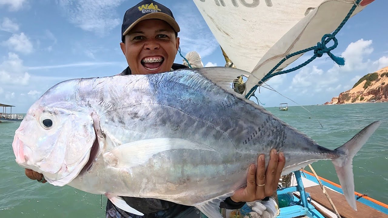 ESSE DIA VAI FICAR PARA HISTÓRIA -  PEIXES GIGANTE E MUITA DIVERSÃO EM ALTO MAR !