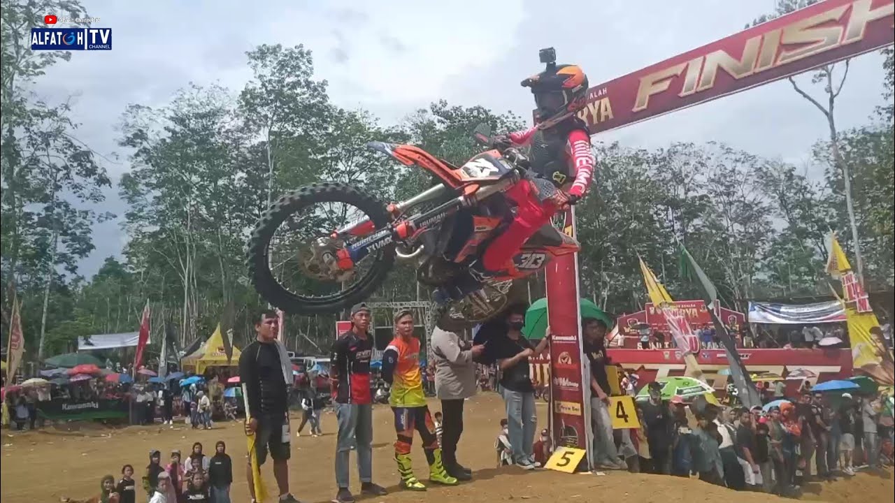Aksi Bocah Ajaib M. Athar 23 | Penonton Padati Sircuit Permanen WRT77 Babeko Bungo Jambi