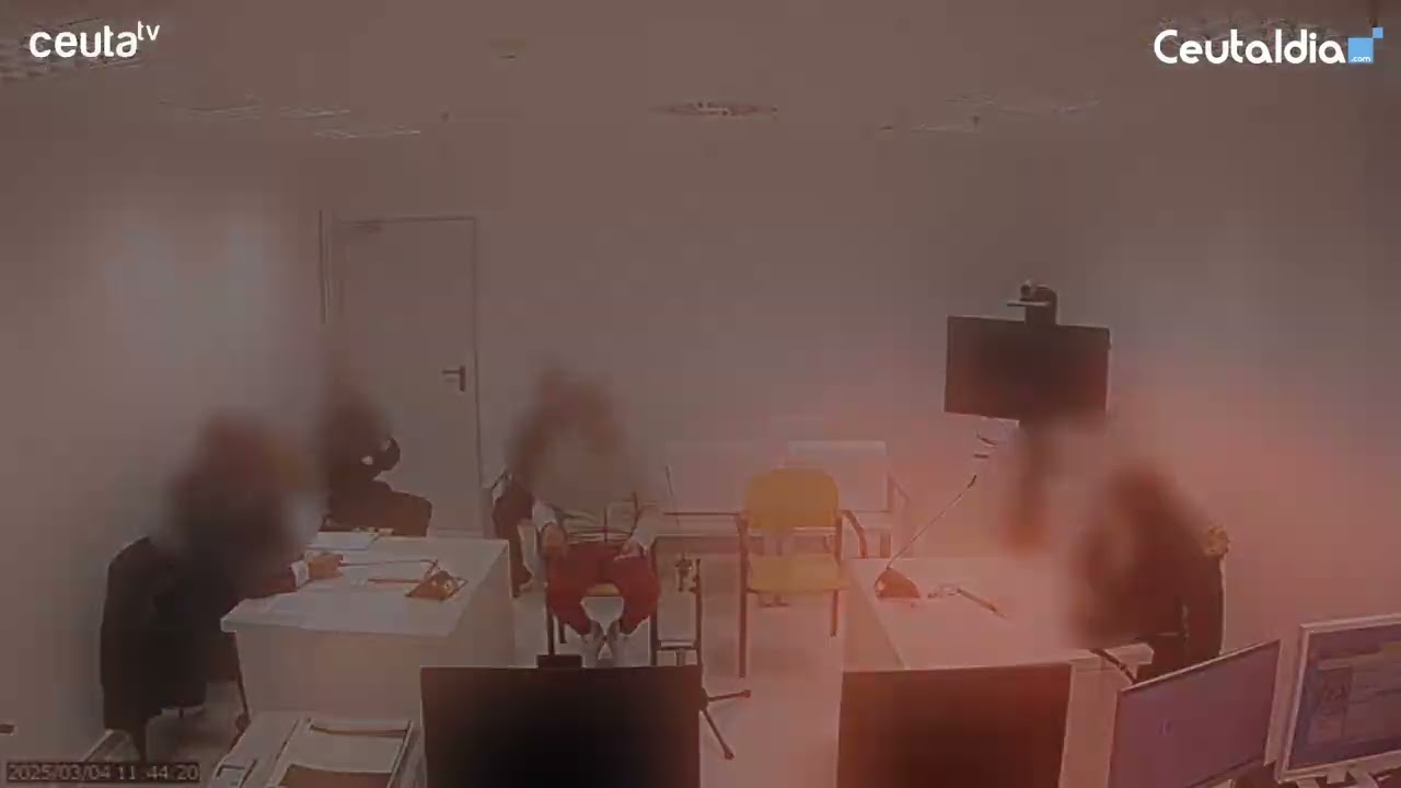 Uno de los agentes que supuestamente dejaban pasar la droga por el Puerto: 