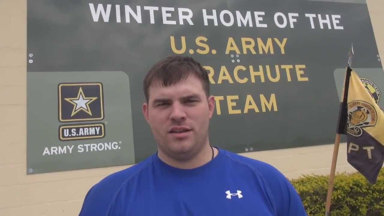 Travis Mills, quadruple amputee, Jumps with the Golden Knights