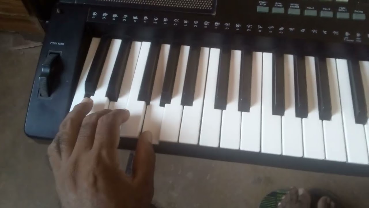Qual O jeito mais Fácil de fazer acompanhamento com Ritmo no Teclado?