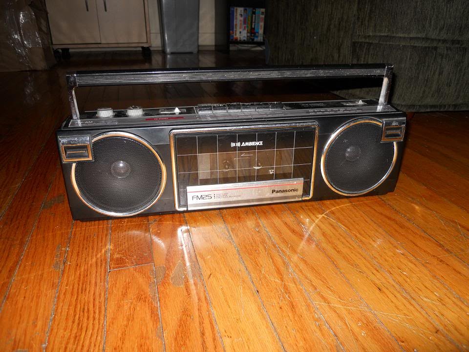 1980s Panasonic FM25 Boombox