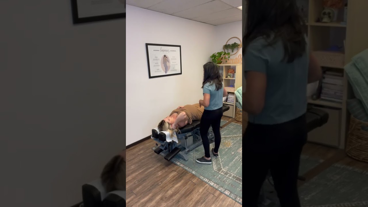 Neck and shoulder adjustment  🥰 #chiropractic #chiropractor #chiro #asmr #adjustment #pregnancy