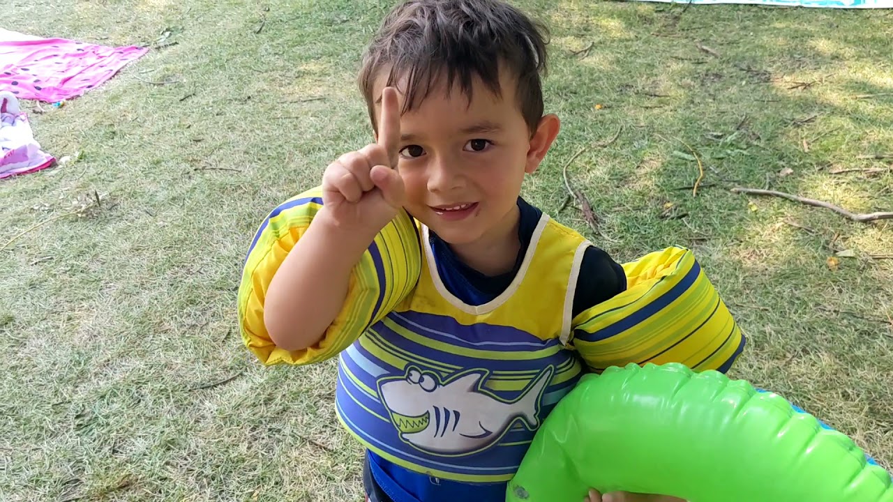 Riley Park Calgary Canada summer fun activities for kids ❤️