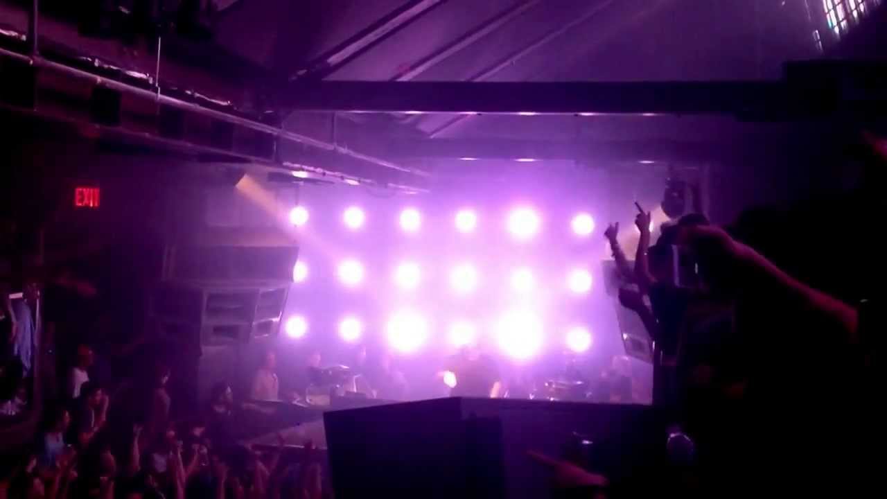 Pretty Lights - Finally Moving @ Output, Bk