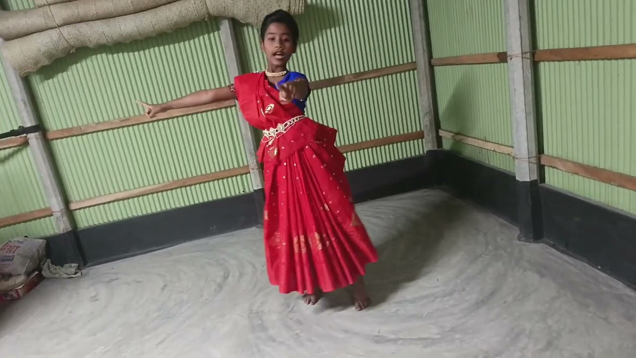 দেখো মেয়ে ডান্স শিখে গেছে 🌹🌻🌻🌹🌾🌼# viral danc #video #rils @#🌿