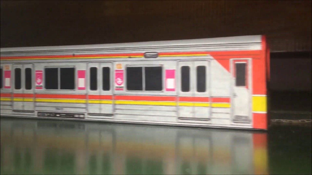 [HD] KRL Commuter Line dari Kertas #1