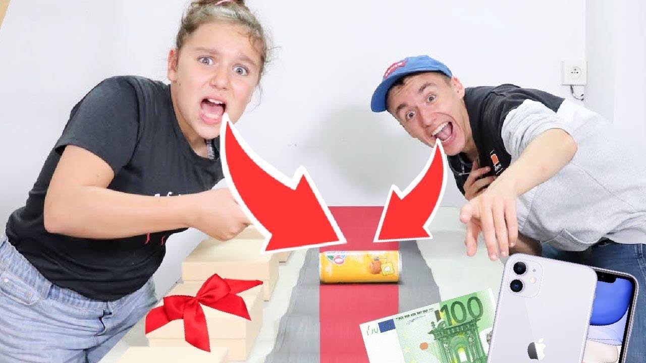 qui GAGNE L'IPHONE ? CHOISIS la BONNE boite CHALLENGE ! - PINK LILY VIDÉO