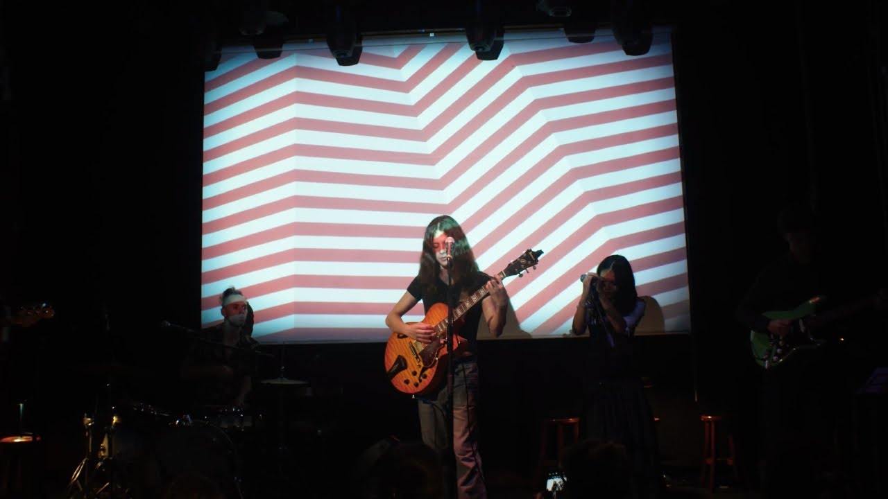 Mateo Ledgard - Tierra Prometida (En Vivo)