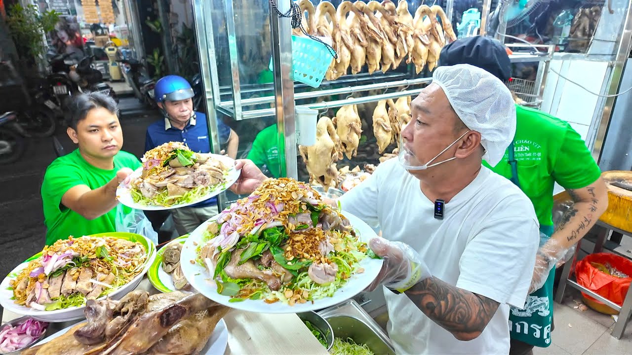 Đây Là Quán Cháo Gỏi Vịt Ngon Nhất Nhì Khu Nguyễn Thiện Thuật Sài Gòn