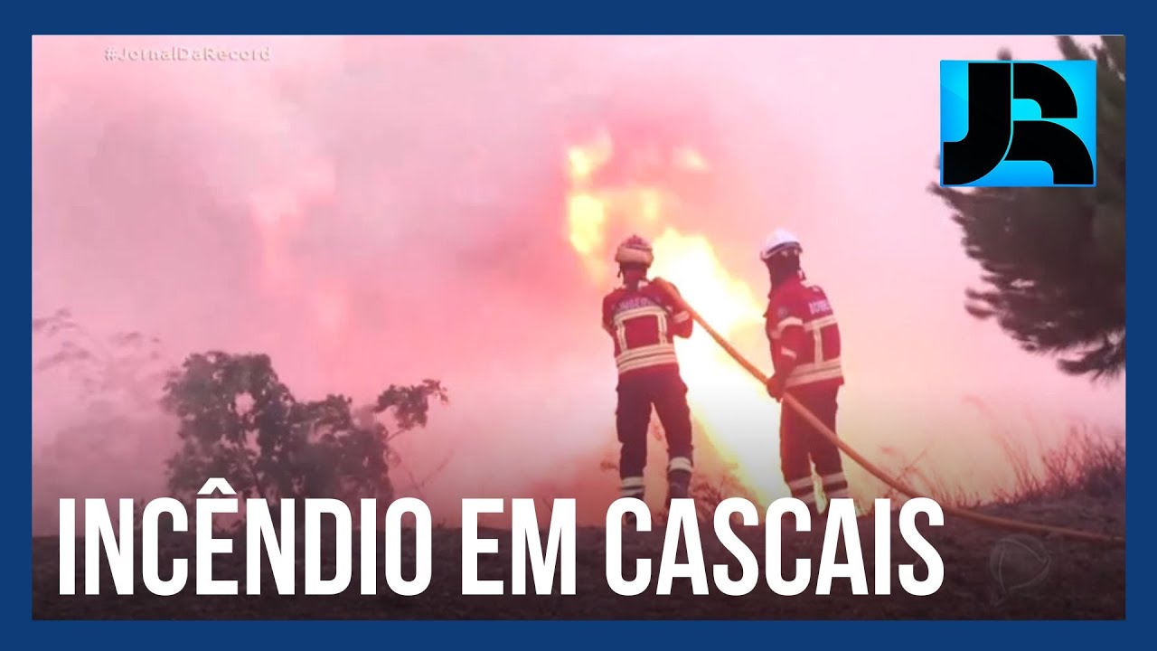 Incêndio florestal atinge Cascais e se aproxima de Lisboa, em Portugal