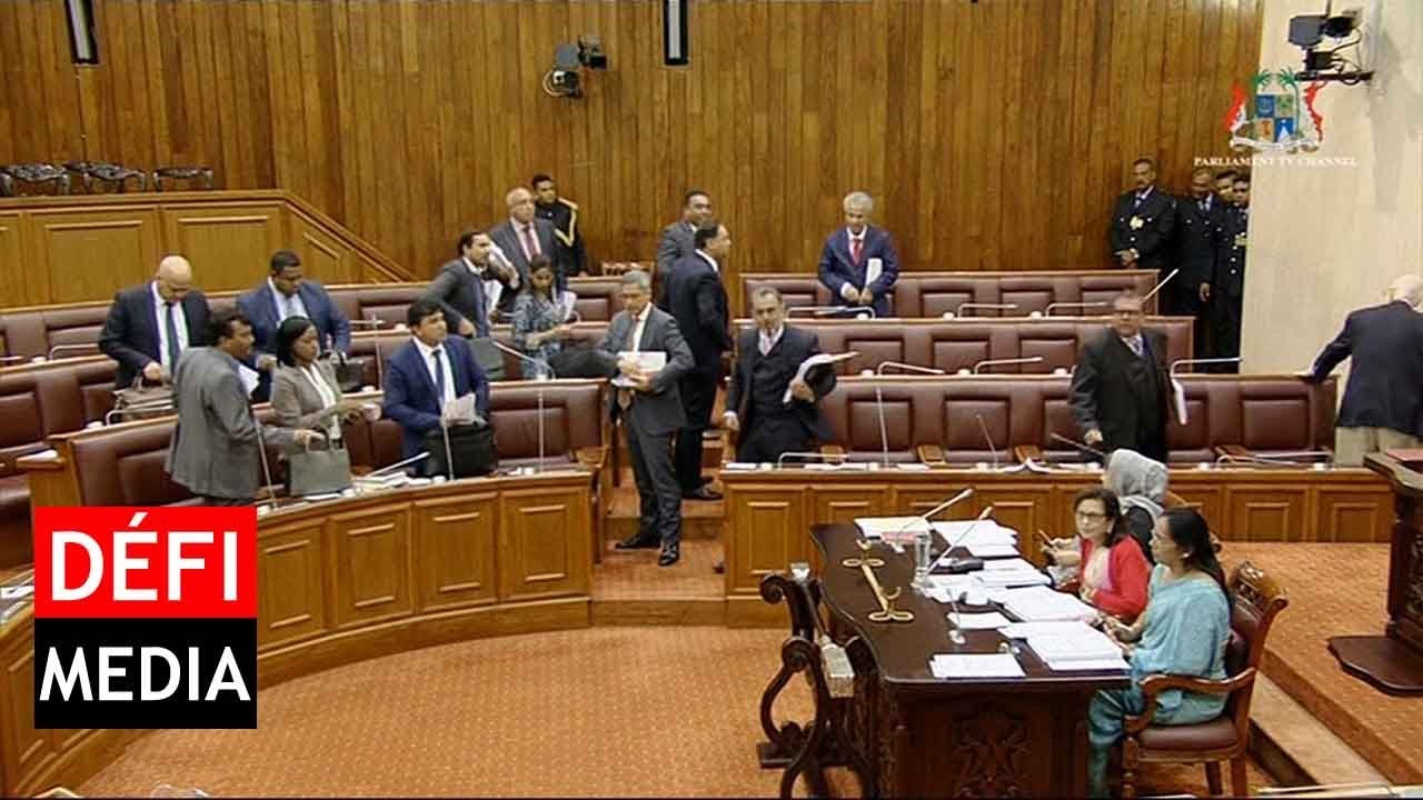 Parlement : Rajesh Bhagwan expulsé, l’opposition fait un walk-out
