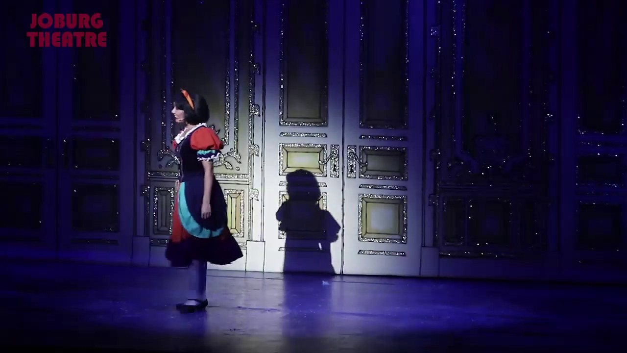 Snow White Act 1