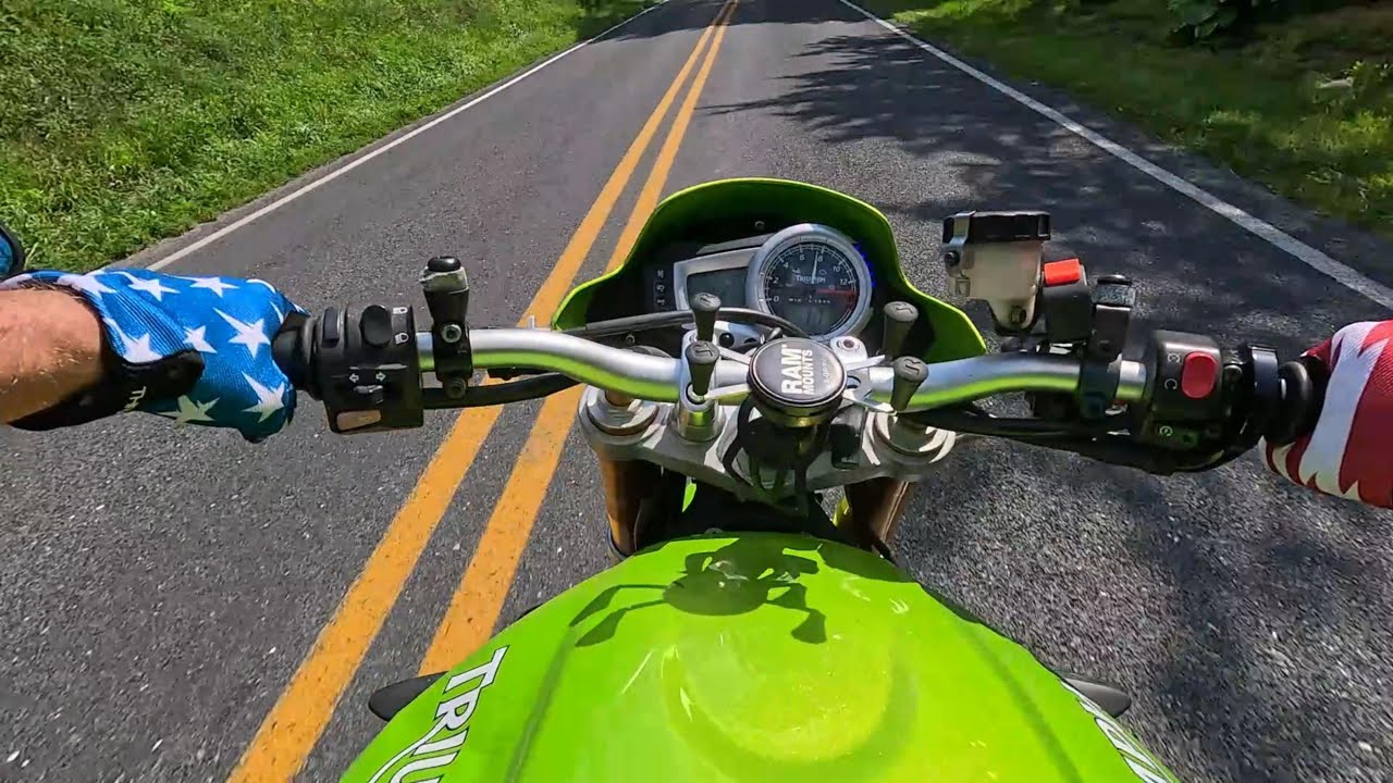 2009 Triumph Street Triple 675 - The First Ride