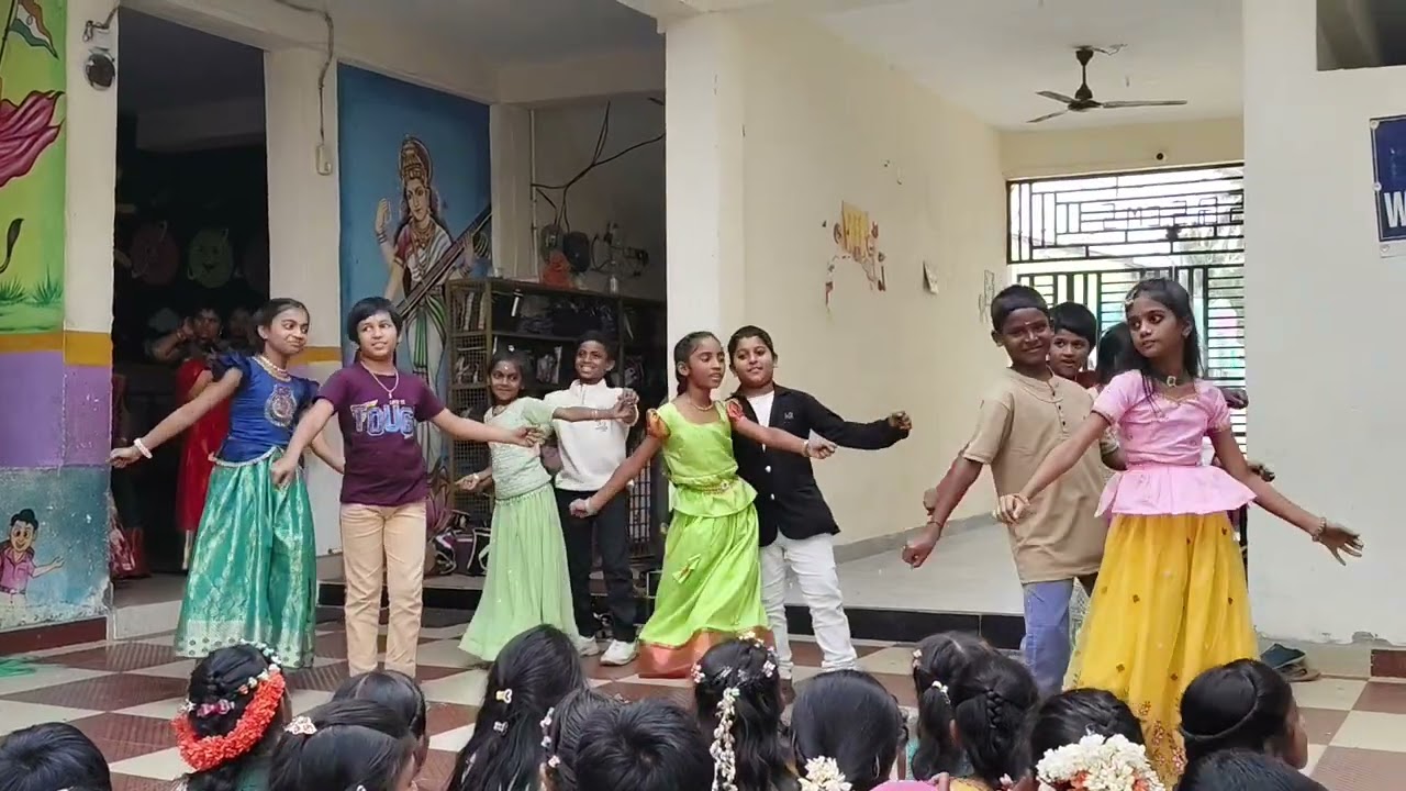 Dance performance by 4th class students (can't wait to pinch that blushing cheeks😊😚😜)