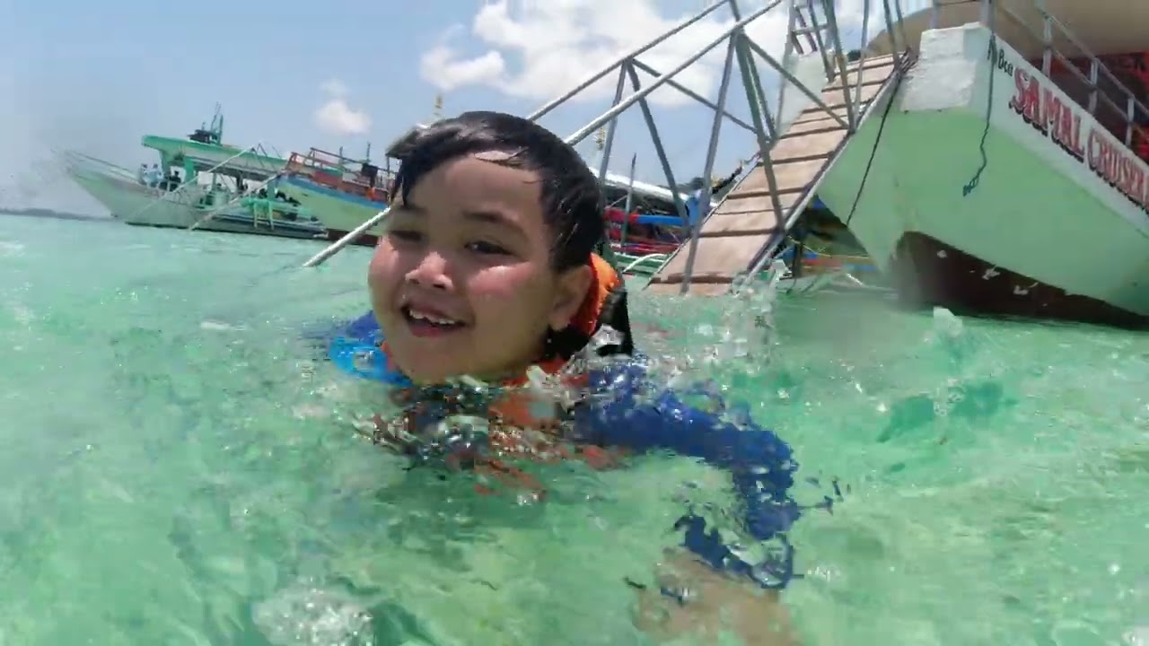 ISLAND HOP 2023