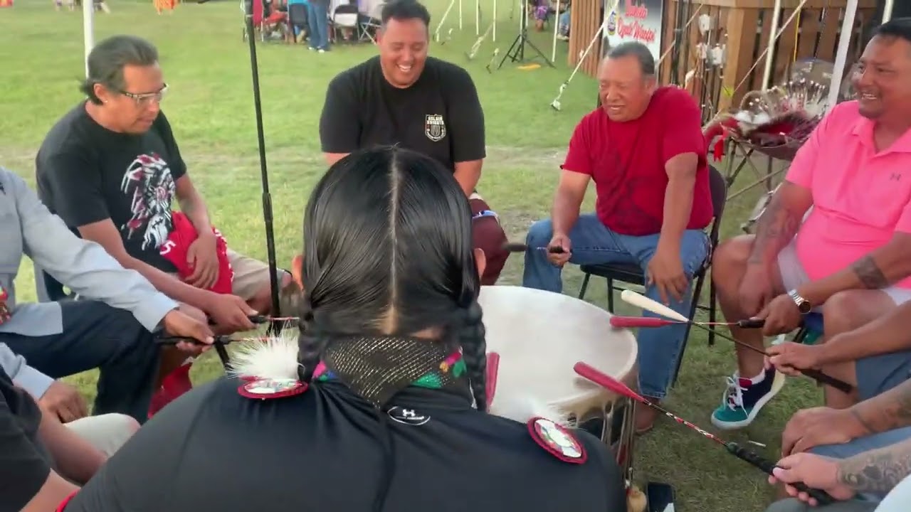 Dakota hotain at souix Valley Powwow 2022 *Flag song*