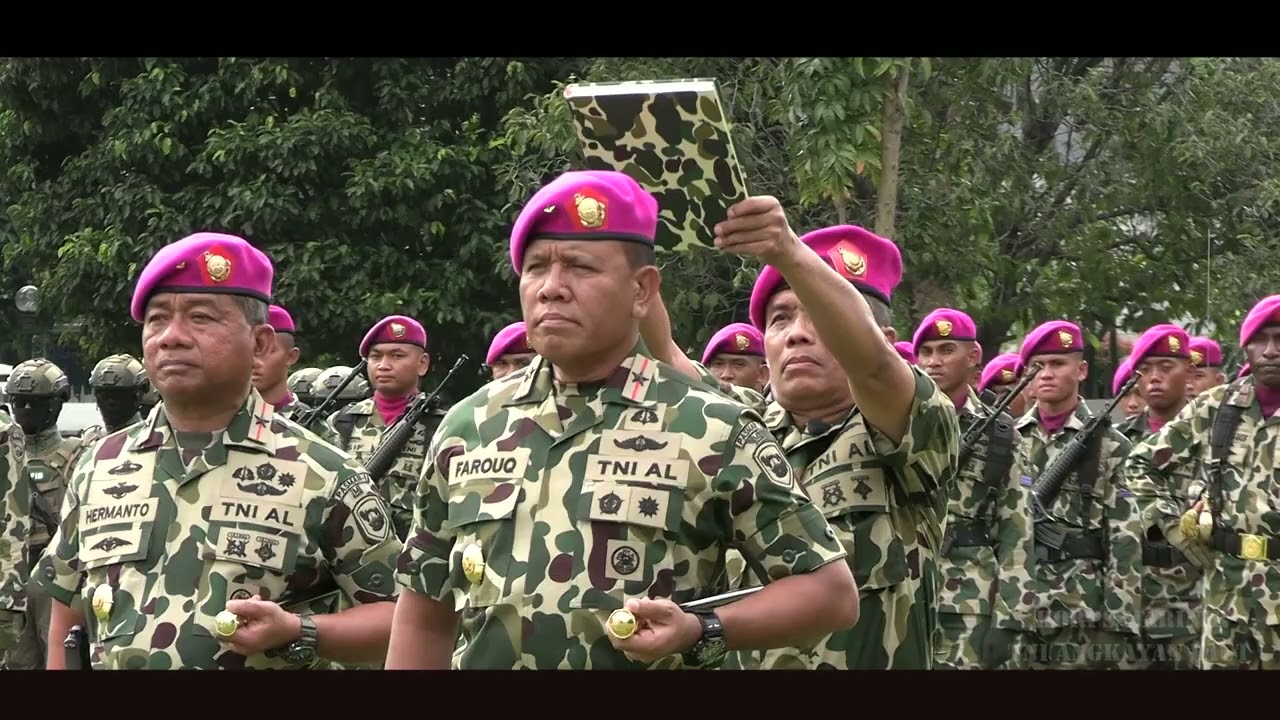 DANKORMAR PIMPIN SERTIJAB TIGA KOMANDAN PASMAR