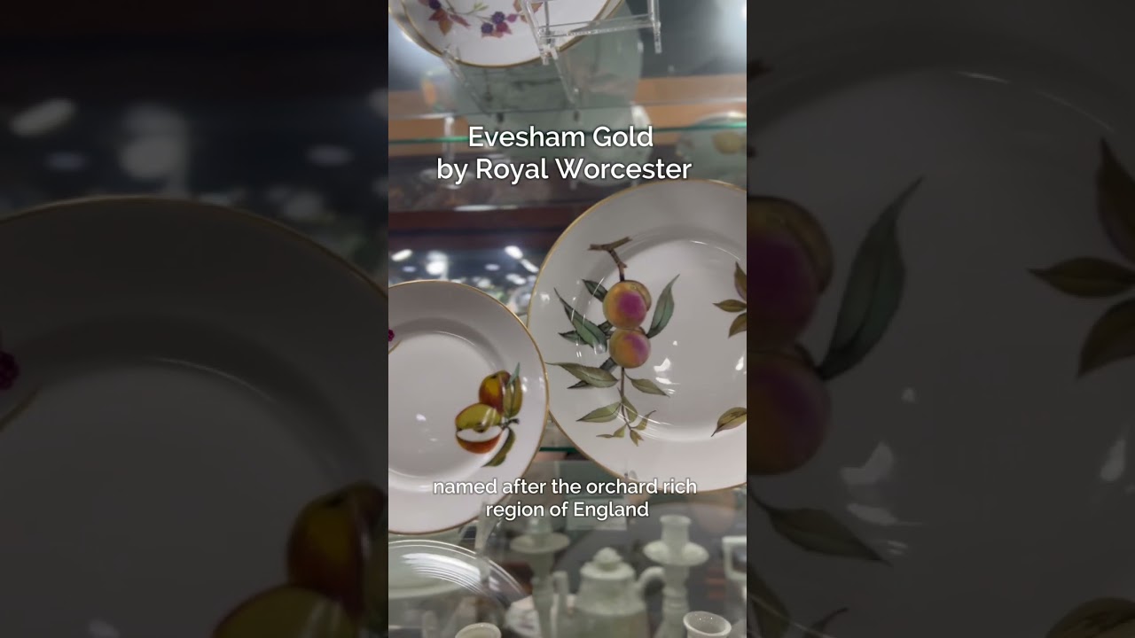 Evesham Gold by Royal Worcester