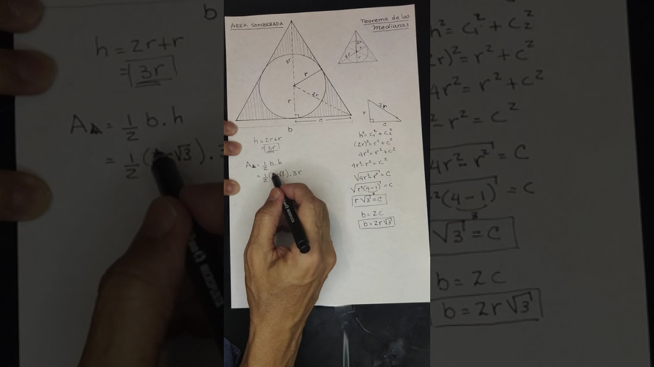 Hallar el área sombreada entre triangulo y circulo - geometría