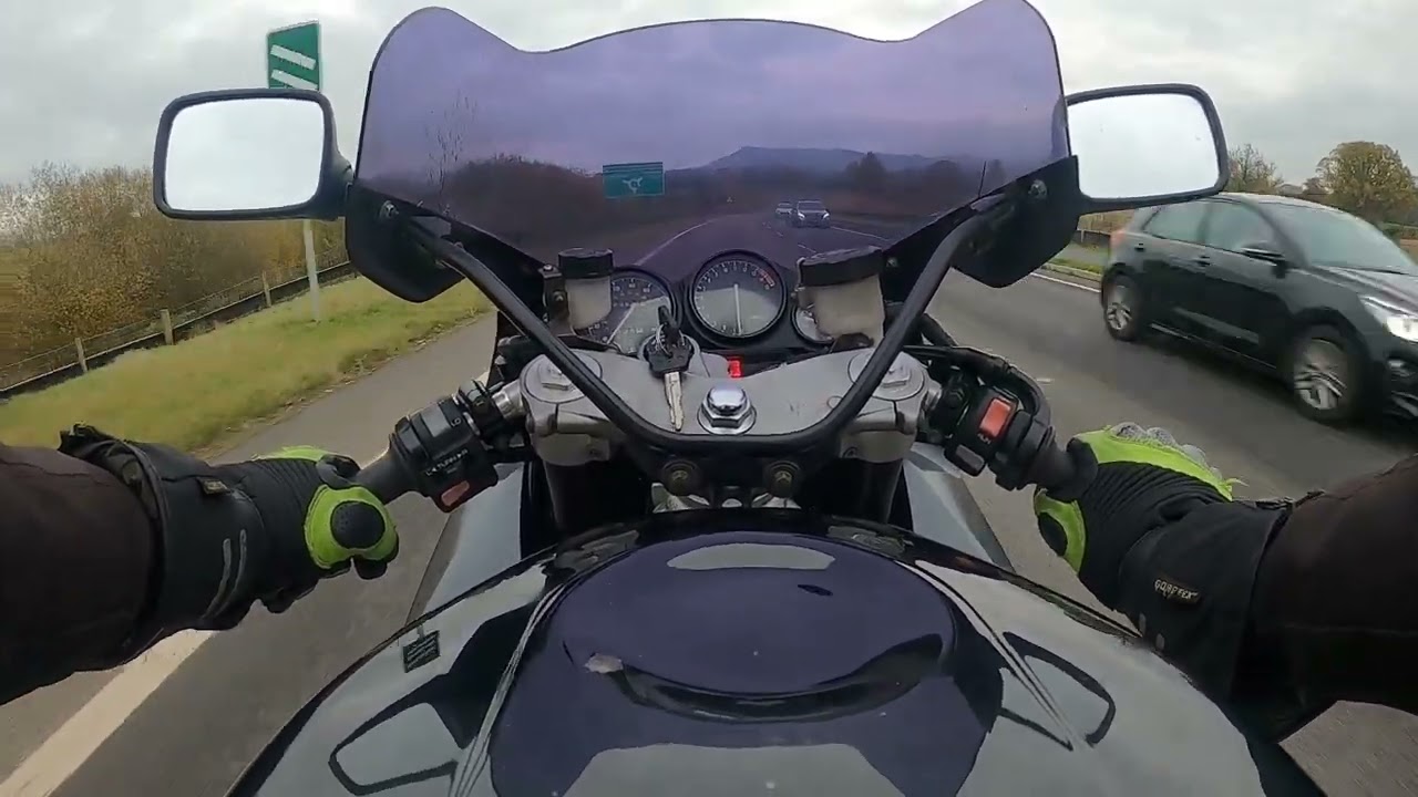 1994 Yamaha YZF-750 Walkaround & Test Ride