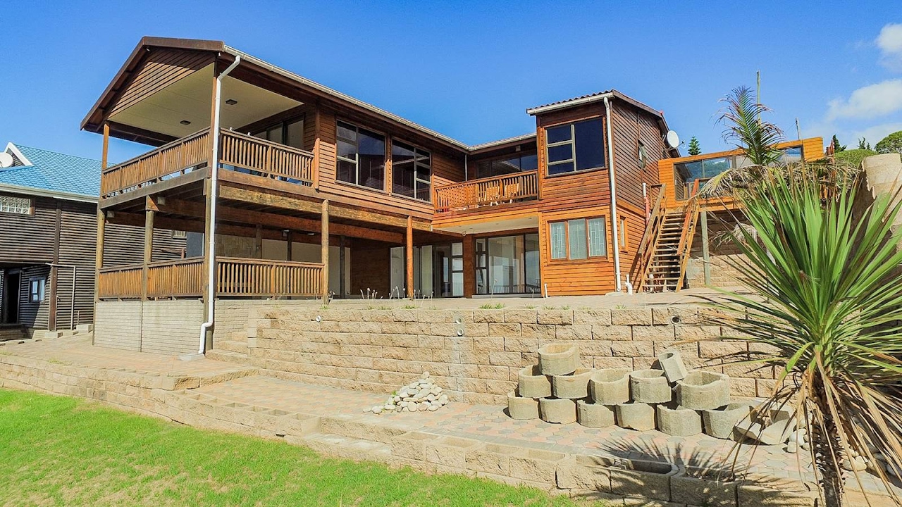 4 Bedroom House for sale in Western Cape | Garden Route | Mossel Bay | Dana Bay |