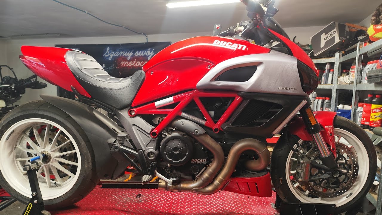 Ducati Diavel 1200, uruchomienie po długim postoju, import USA. Pełen przegląd.