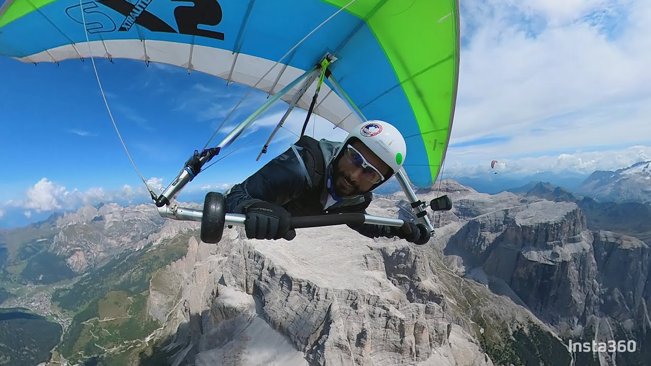 Hang gliding Dolomites Col Rodella September 2021