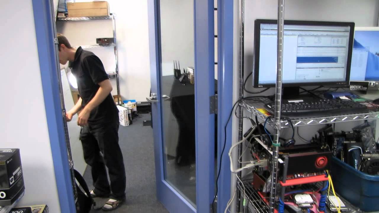 Antec Eleven Hundred 1100 Gaming Case Unboxing & First Look Linus Tech Tips