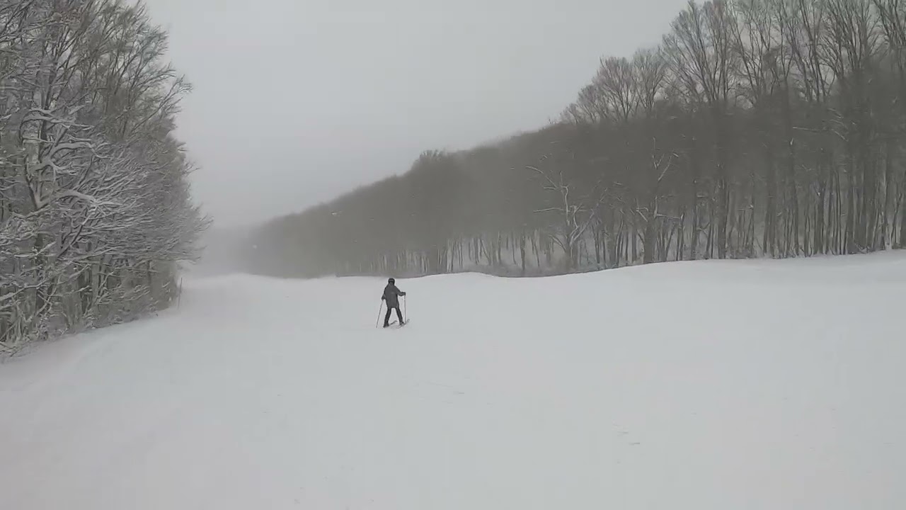Skiing through some sugar.