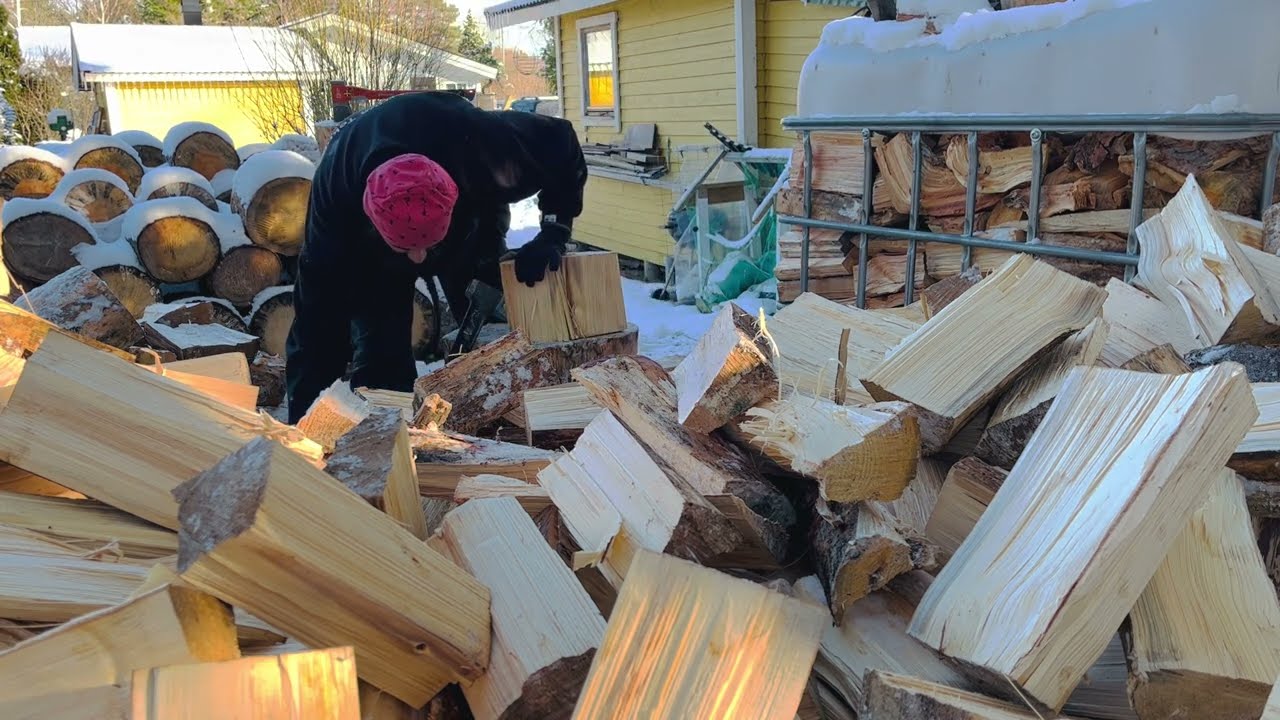 Leta hand split This 2023 - Splitting Wood For Men’s Mental Health Swedish Version Part 2 🪓🪵🔥🏡🇸🇪
