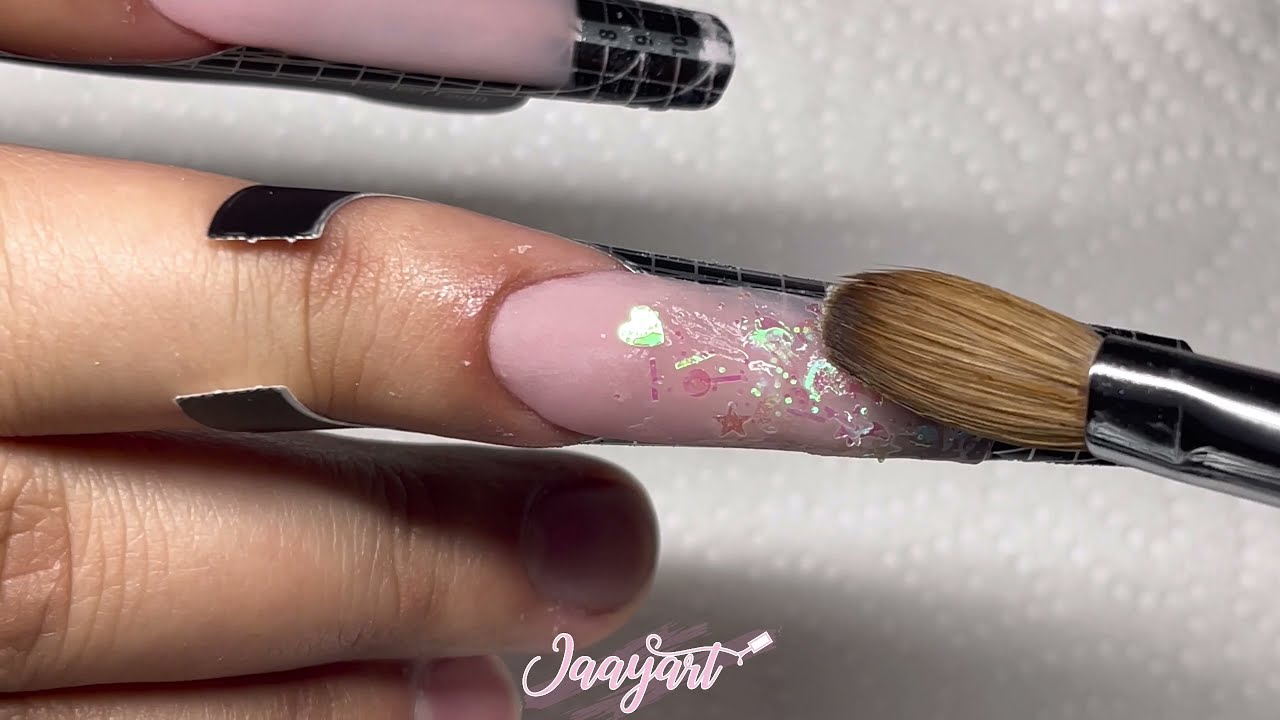 UÑAS ESCULTURALES CON MEZCLA DE ACRÍLICO / Jaayart