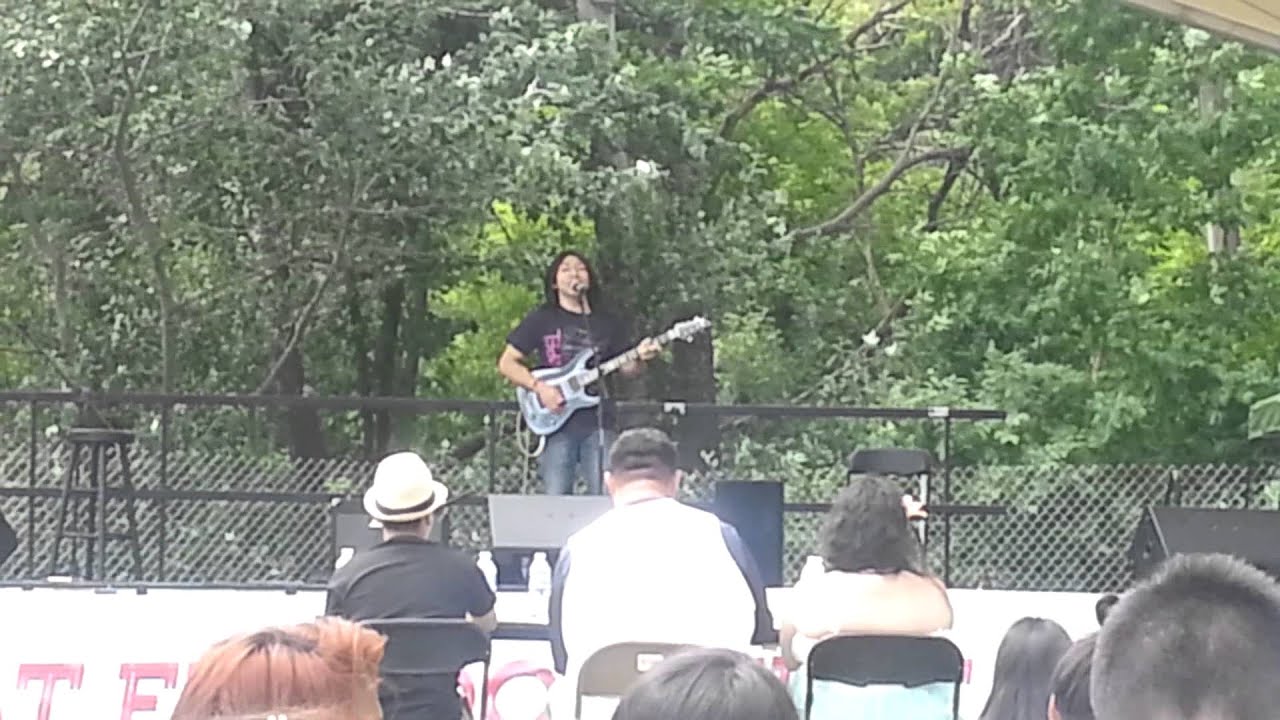 Chai Vang - Zoo Tshaj performanace @ J4 Tournament
