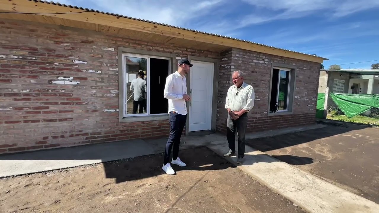 Casa prefabricada revestida en ladrillo
