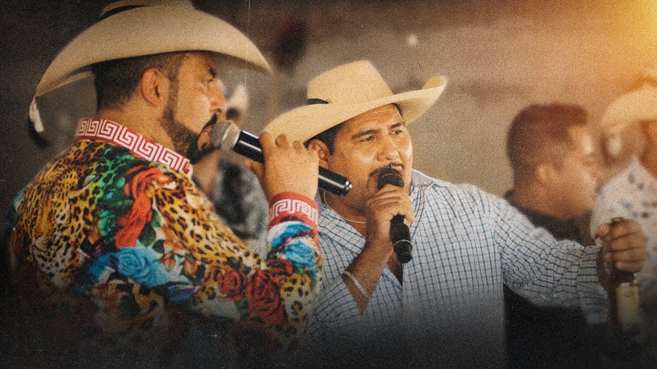 La Dinast&iacute;a de Tuzantla - Los Hermanos Salgado - El Enyerbado (VIDEO OFICIAL)