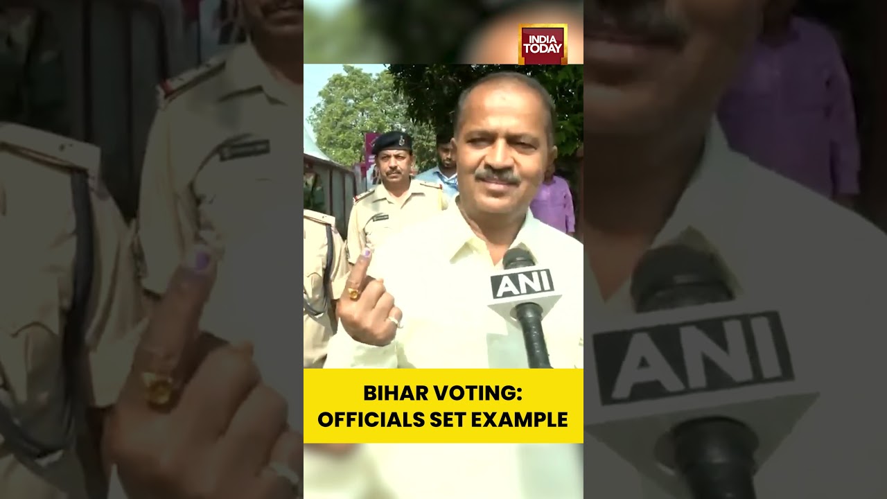 Bihar CM&rsquo;s Principal Secretary Deepak Kumar Casts Vote Urging Citizens To Vote #biharelection2025