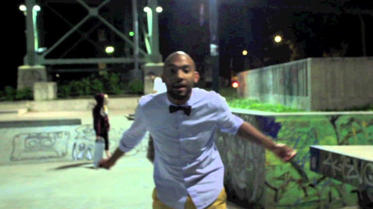 Pharrell Williams - Happy - Montreal Edition HD