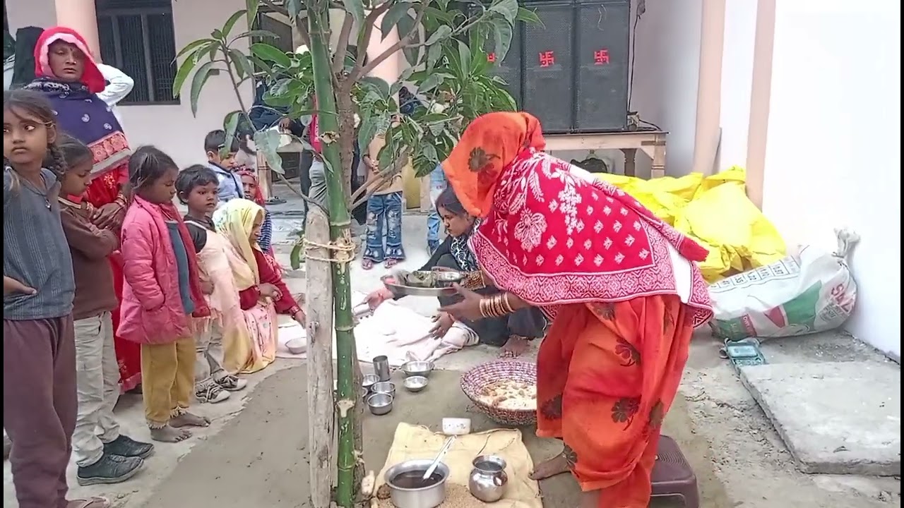 बड़े भैया की शादी की तैयारी धूम धाम से हो रही है 
