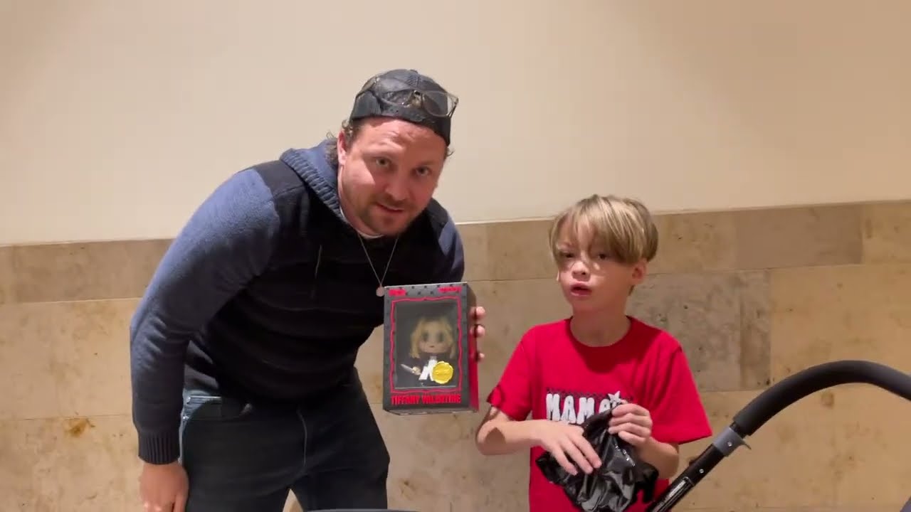 Thrilljoy unboxing at the mall! #thrilljoy 