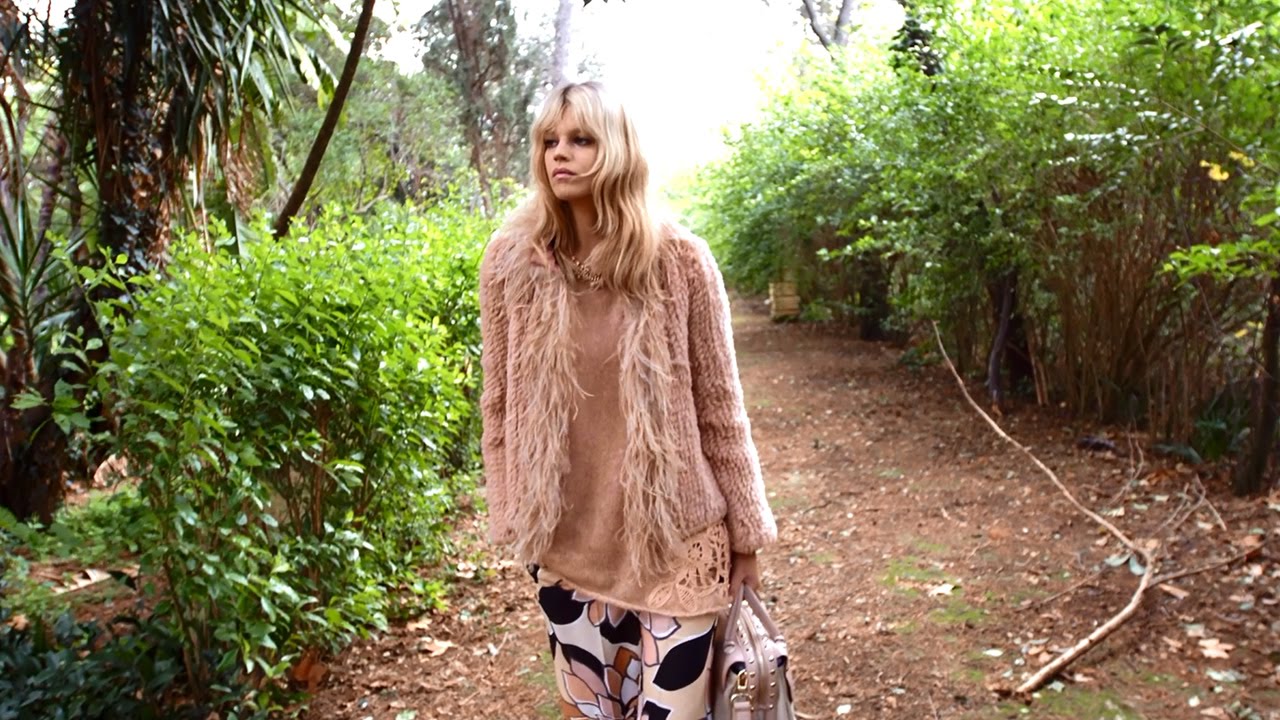 TWINSET Simona Barbieri Fall Winter 2015/16 Collection Campaign