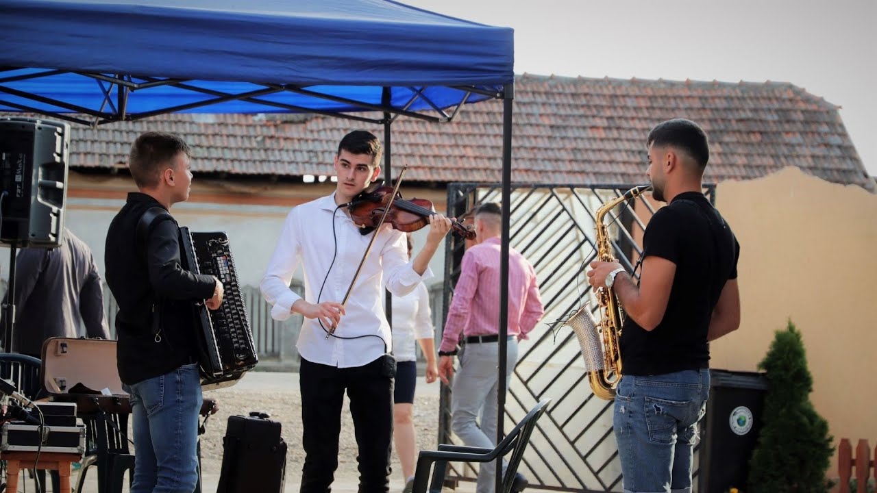 Oltenasii program de sarbe instrumentale - Sax, Acordeon si Vioara