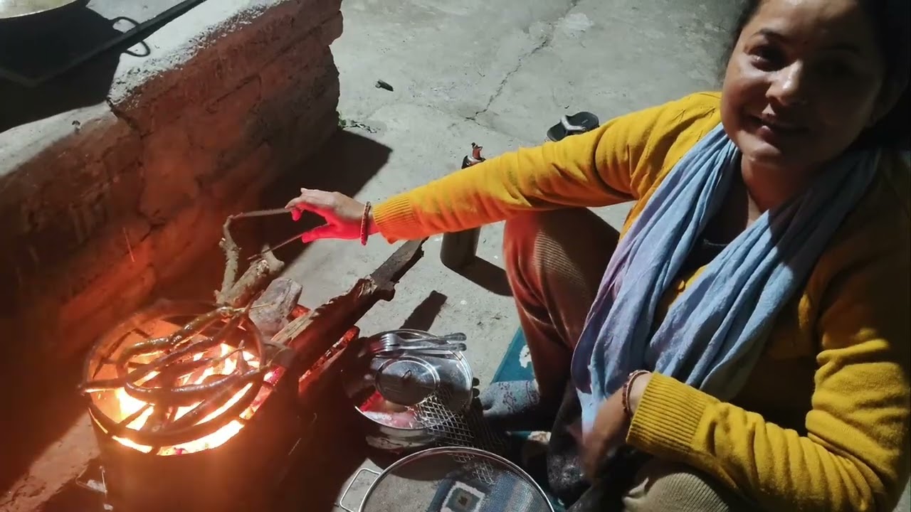 क्या आपने कभी खाया है इस तरह से बना हुआ बैगन #food #cooking #jyotinegi #recipe 