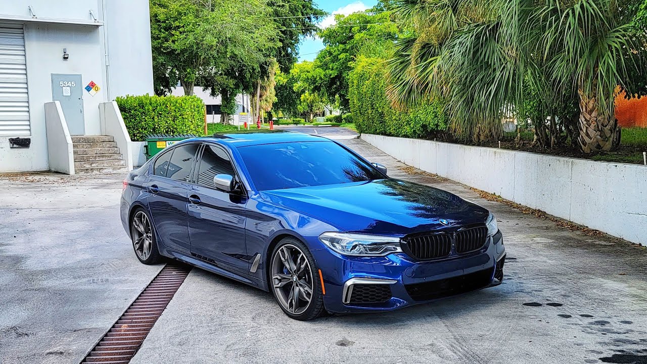 Tuned 2020 BMW M550i review and POV drive. BMW VS Dodge SRT Durango drag race.