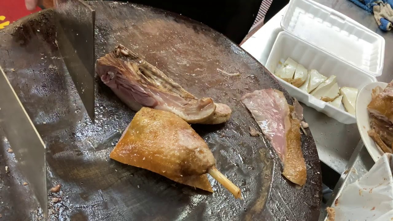 鴻發滷味大王 滷水全鵝 🦢 Marinated Goose 新蒲崗崇齡街26號 28895510  @YouTuberUSA