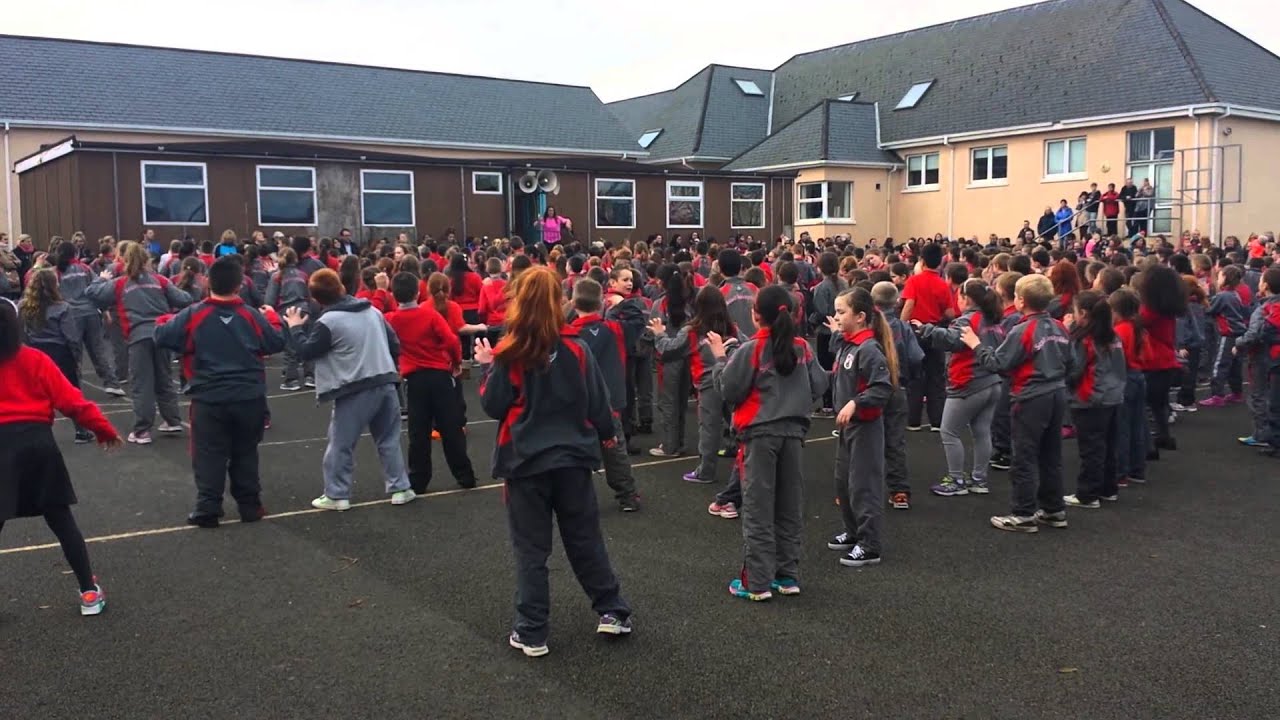 Scoil Iosagain Buncrana Danceathon 2014