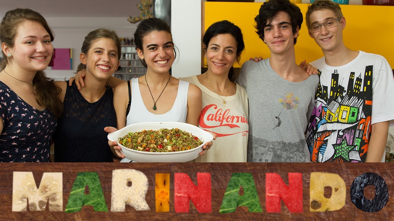 Cuscuz de quinoa com legumes