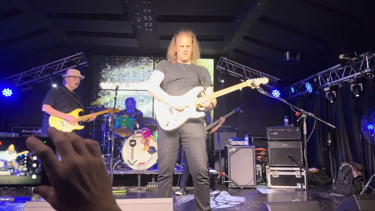 John trout@the Boardwalk solo