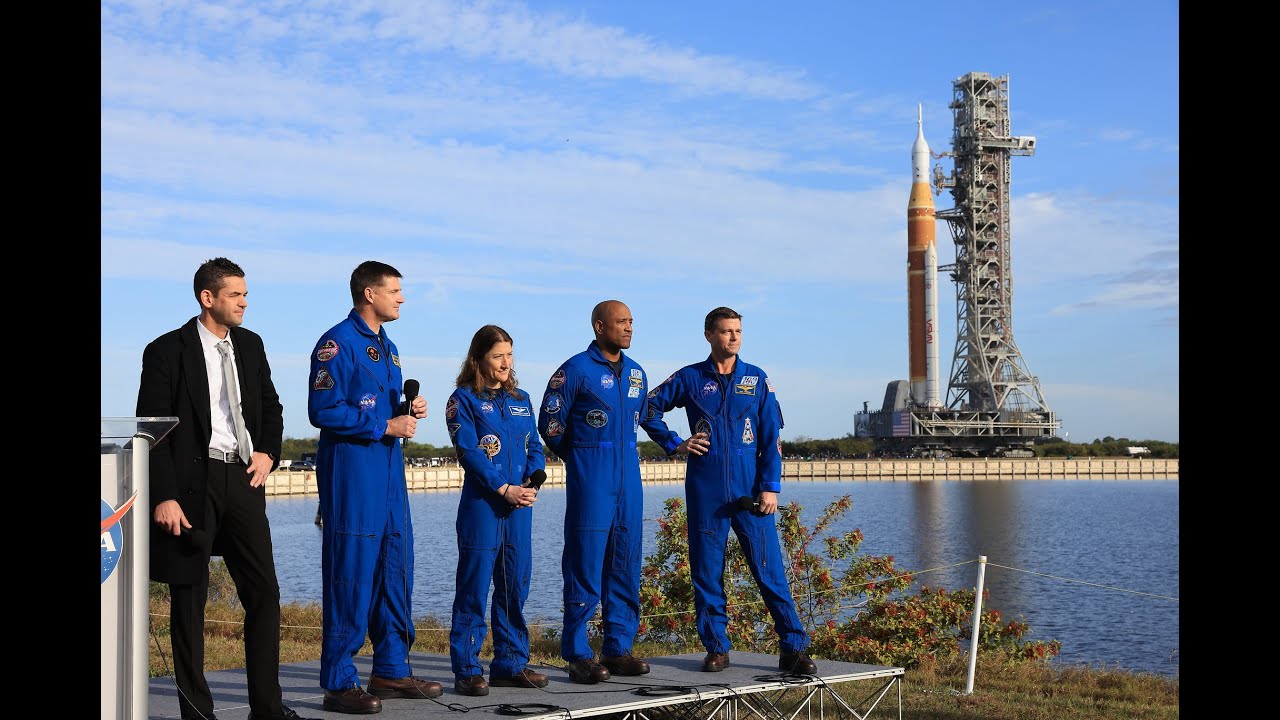 Aggiornamenti su Artemis II e l'uscita del razzo SLS sulla rampa