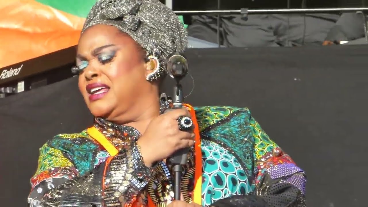 Jill Scott - The Real Thing (Live @JazzAndHeritage Festival, New Orleans, LA on April 30, 2023)