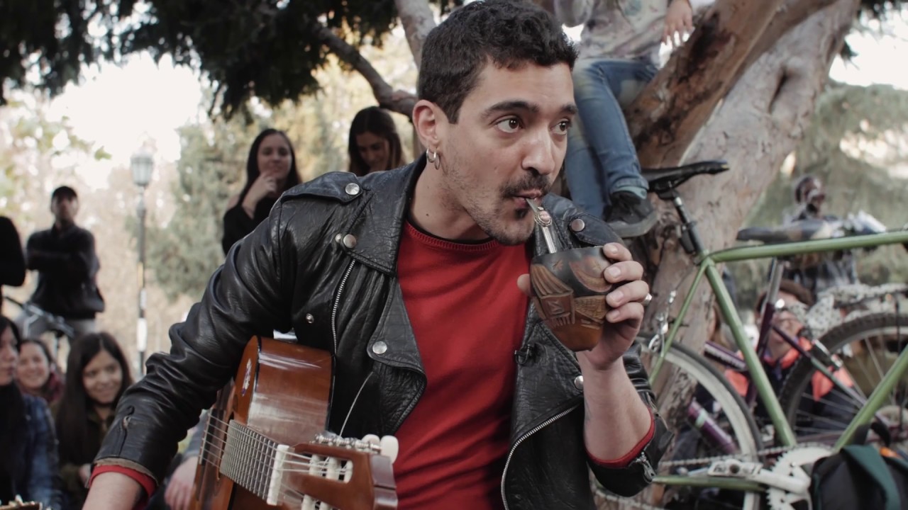 LaVitrola.cl: Muerdo - Canto pal que está despierto